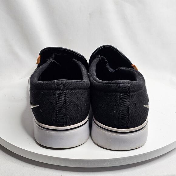 Nike Court Royale AC Black White Athletic Slip On Sneakers Unisex W 11 M 9.5 - Picture 5 of 7